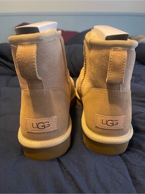 Brand new authentic womens Ugg classic mini II sand size 9